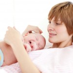 mama si bebe plangand