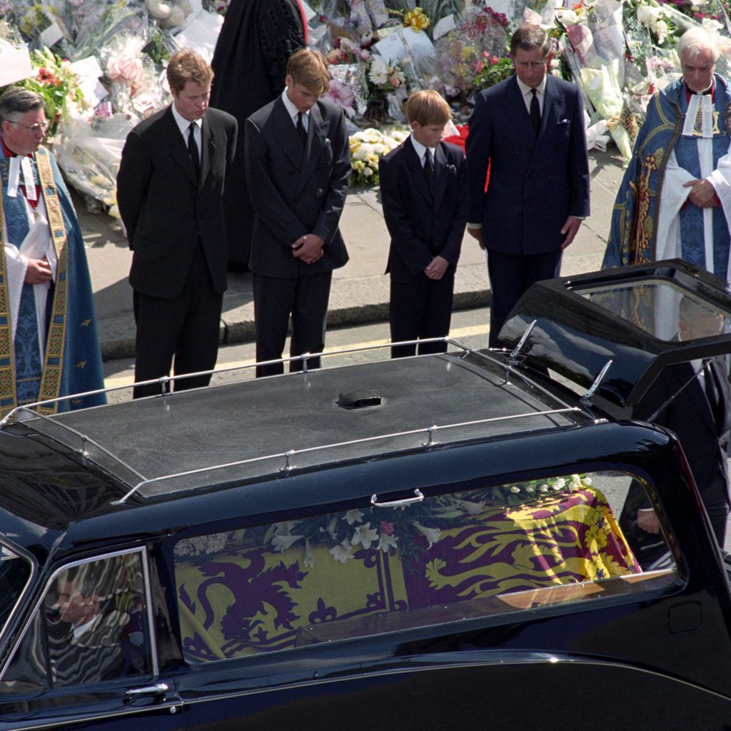 inmormantarea printesei Diana