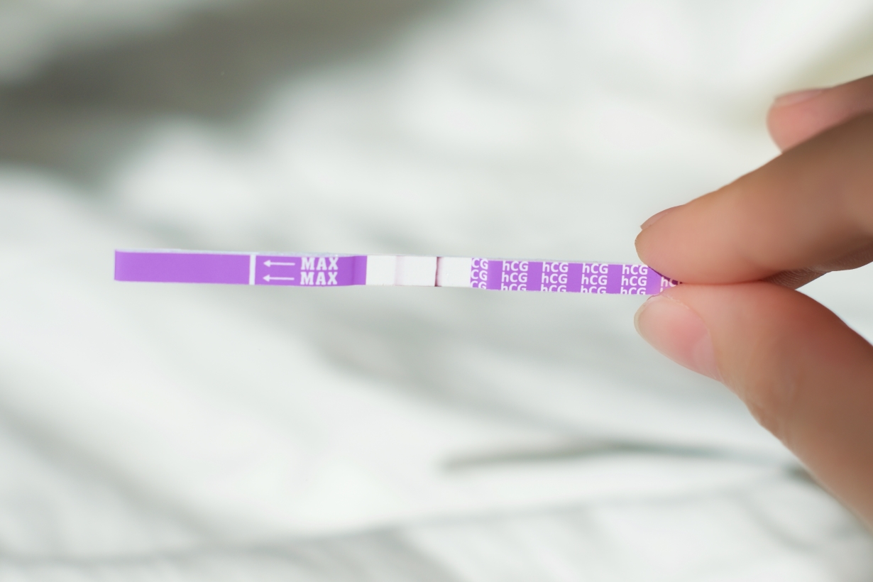 Cum o linie pe testul de sarcina - REVISTA BABY: Pentru părinti