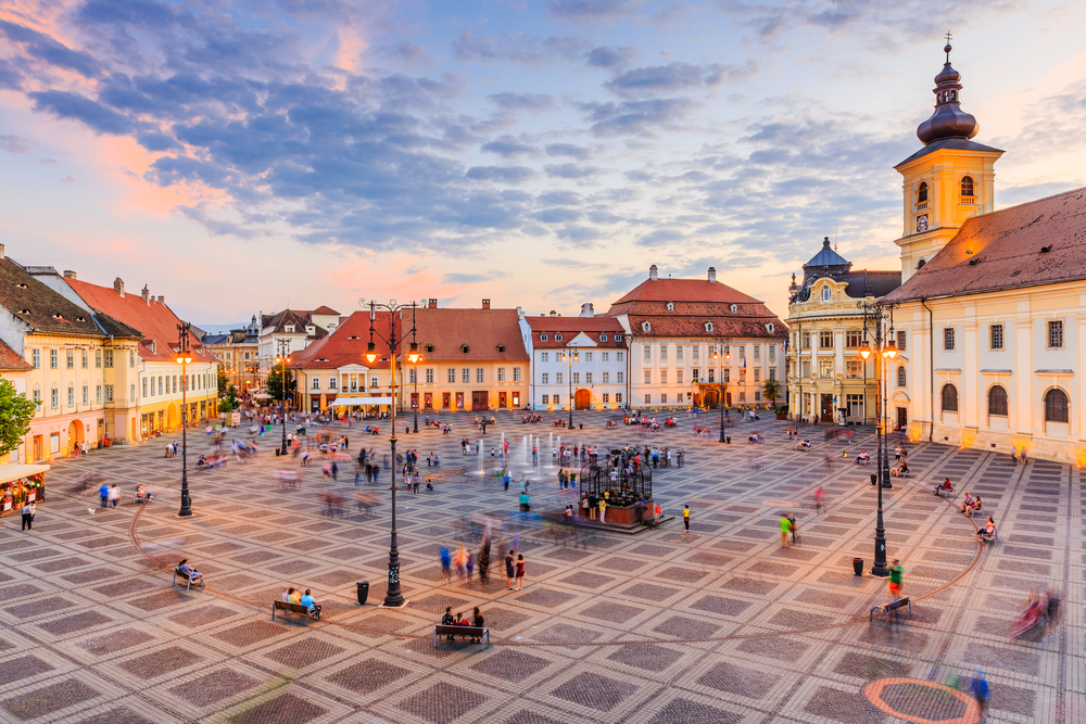 Locuri de vizitat în Sibiu cu copiii - Piața Mare
